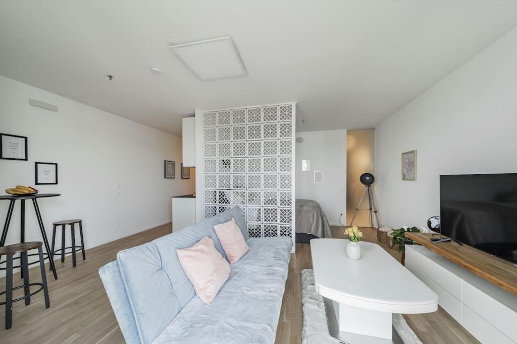 City Sky Studio Mit Balkon Vienna Exterior photo